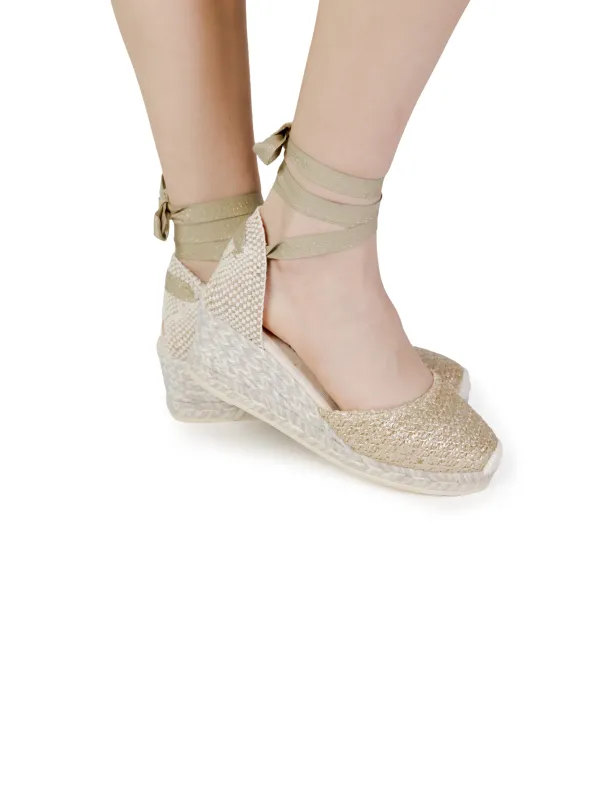 Beige Espadrilles mit Keilabsatz