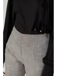 Beige karierte Damen Wollhose Sandro Ferrone