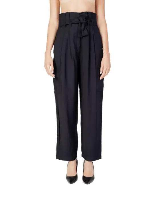 Schwarze Vila Hosen mit Umschlag