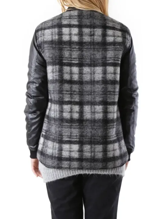 Gepunktete Wolljacke mit Sport-Optik