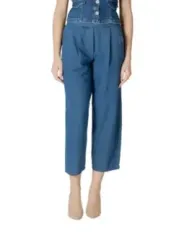 Blaue Jeans Latzhose hoher Bund