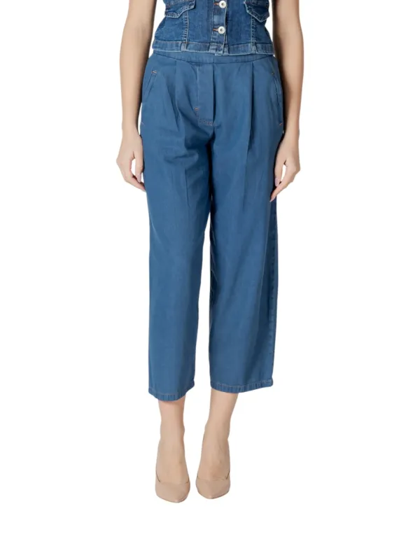 Blaue Jeans Latzhose hoher Bund