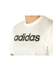 Weißes Adidas T-Shirt auf Büste