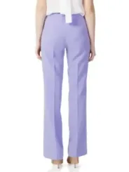 Lilafarbene Hosen mit weitem Bein