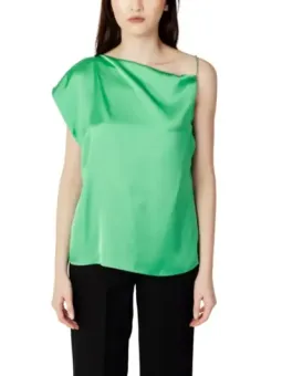 Grüne Seidentop, asymmetrisches Design, Mode