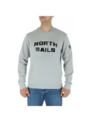 Mann trägt graues North Sails Sweatshirt