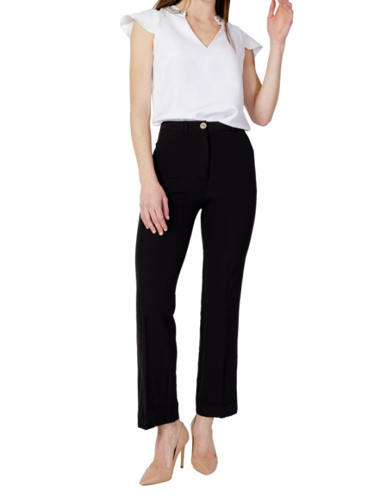 Hosen Guess - Guess Pantaloni Donna 110,00 €  | Planet-Deluxe
