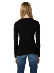 T-Shirt Guess - Guess T-Shirt Donna 70,00 €  | Planet-Deluxe