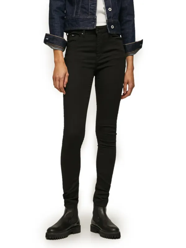 Schwarze Skinny Jeans mit Jacke