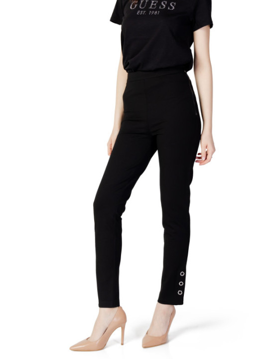 Hosen Guess - Guess Pantaloni Donna 110,00 €  | Planet-Deluxe