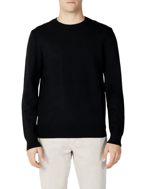 Schwarzes Baumwoll-Langarmshirt klassischer Schnitt