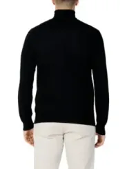 Schwarzer Rollkragenpullover aus Baumwolle