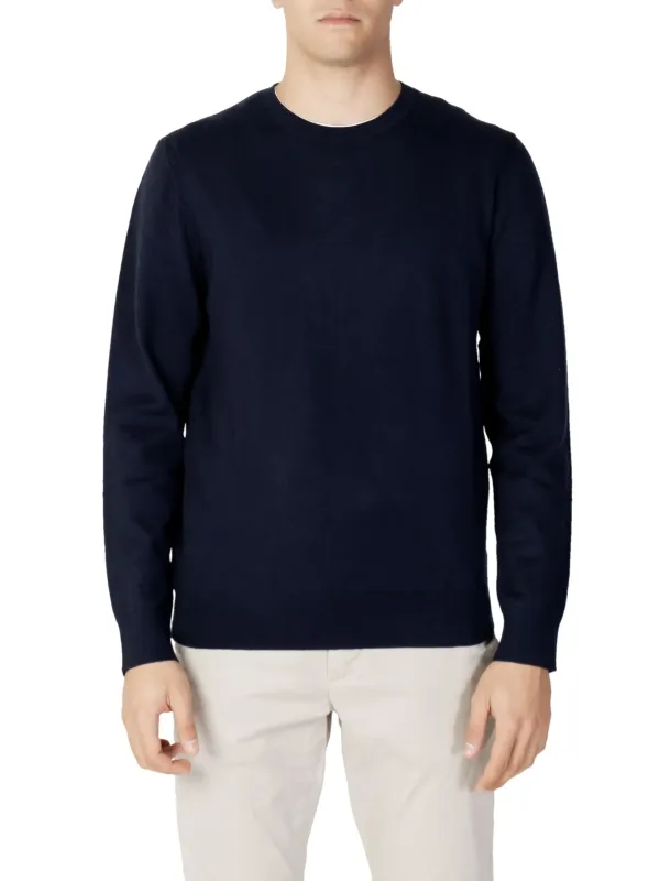 Dunkles Langarmhemd aus Baumwolle