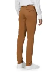 Männliche beige Hosen schlanker Schnitt