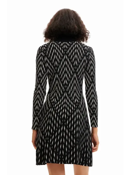 Schwarzes weißes Desigual Minikleid