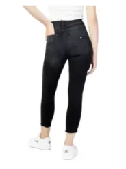 Schwarze cropped High-Waist Jeans