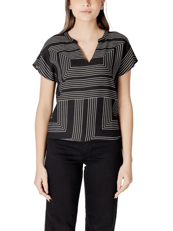 Schwarzes geometrisches V-Ausschnitt Oberteil