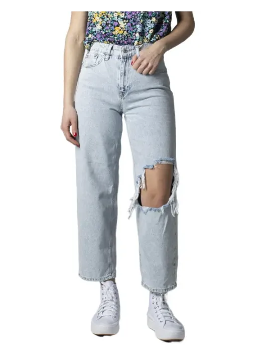 Helle Jeans mit geradem Bein