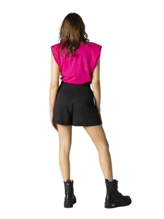 Schwarze Kampfstiefel mit Steppdesign