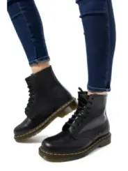 Schwarze Dr. Martens Lederstiefel