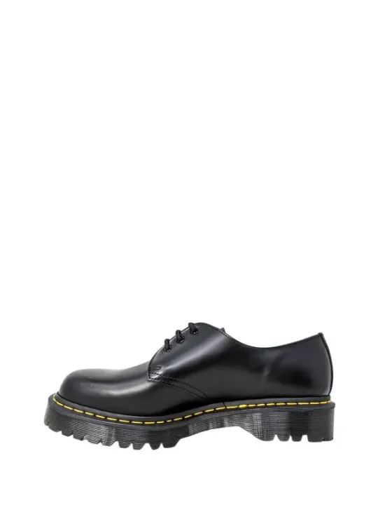 Schwarze Leder Dr. Martens Schuhe