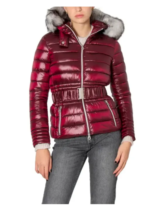 Rote gesteppte Damen-Pufferjacke mit Kapuze